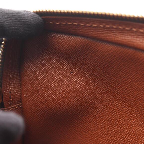 LOUIS VUITTON Brown Monogram Leather Shoulder Bag - Picture 6 of 14